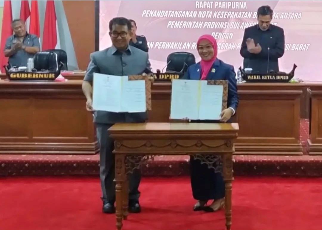 DPRD dan Pj Gubernur Sulbar Teken Nota Kesepakatan Bersama Terkait KUA-PPAS Tahun Anggaran 2023